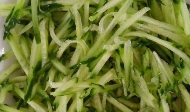补钙|入秋后，多吃这菜，9毛钱一斤，营养美味还补钙，包成饺子超级香