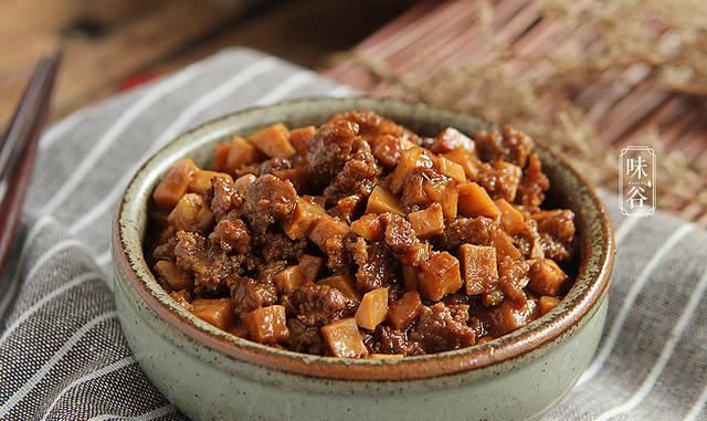  做出来的牛|在家自制牛肉酱，无需腌制，有它吃饭就是香，家人顿顿饭扫光