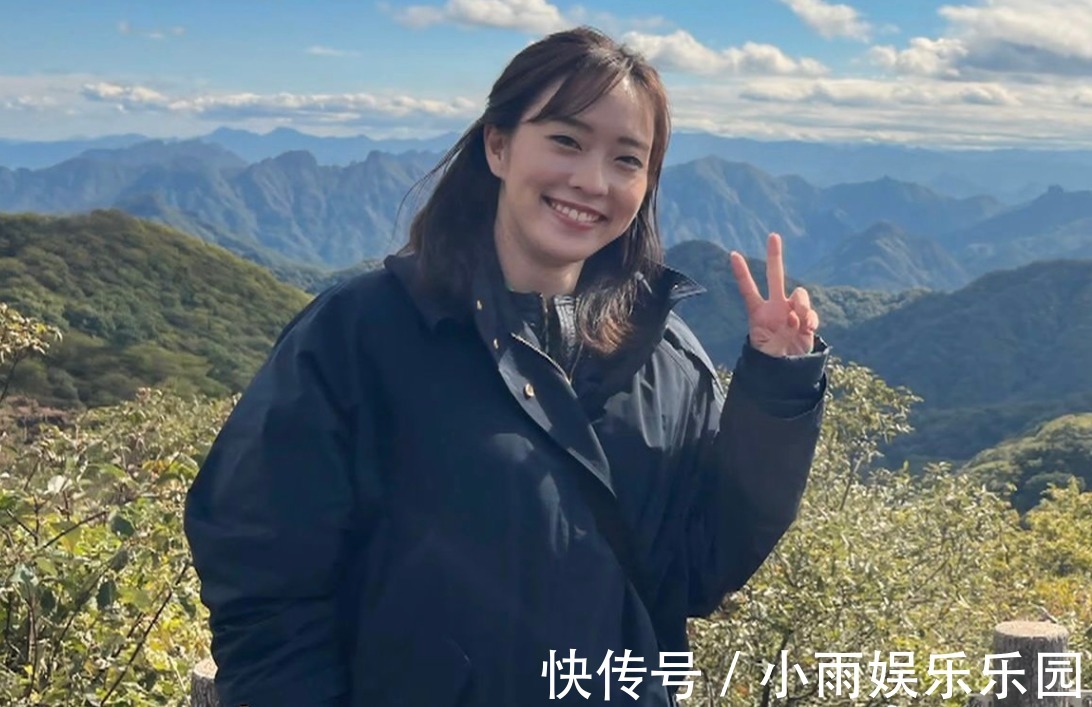 平野美宇|石川佳纯抵达休斯顿！机场遇尴尬，对镜头苦笑，世界第6太可爱