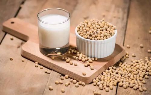 衰老|女生若不改掉这5个坏习惯，再怎么护肤也会老得快，中一个都不行