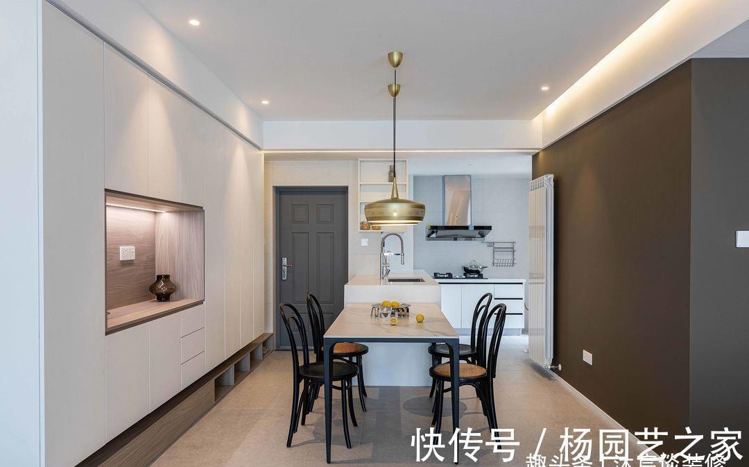 书桌|他大胆拆掉家里5面墙，全屋简洁大方还很实用，干净清爽太宜居了