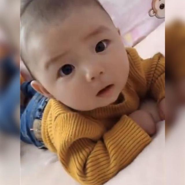 小宝宝|“黑脸宝宝”火了,出生后被全家吐槽,两个月后却成功逆袭