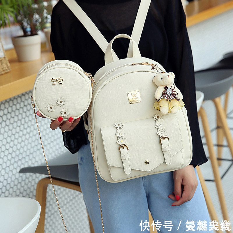 女生们 女生们的包包里到底装了些什么东西经过我了解发现,真不一般