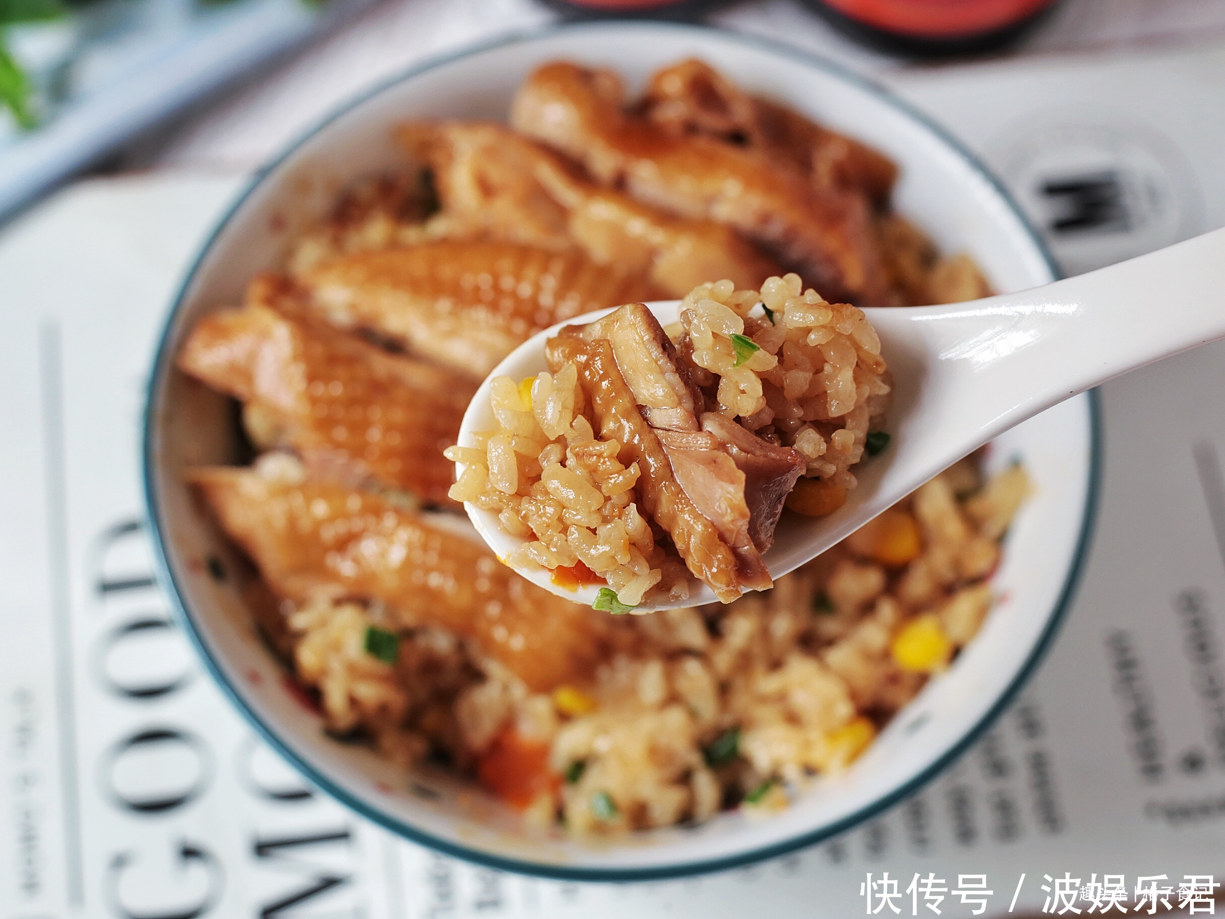 冬天最爱此懒人焖饭,电饭锅就能做,饭菜一锅端,省时省力特好吃