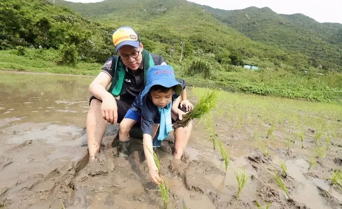 生活|在孩子面前，父母绝不能说这句话