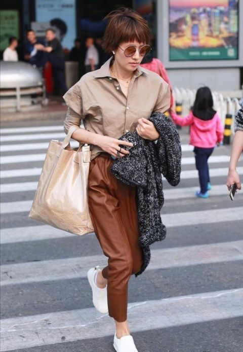 西装|马伊琍气质上了新高度,墨绿西装搭真丝衣时髦优雅,看不出年龄感