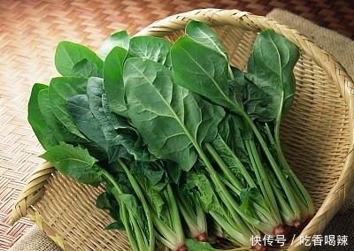 “圆叶菠菜”和“尖叶菠菜”有啥区别?菜农:差别很大,别挑错了