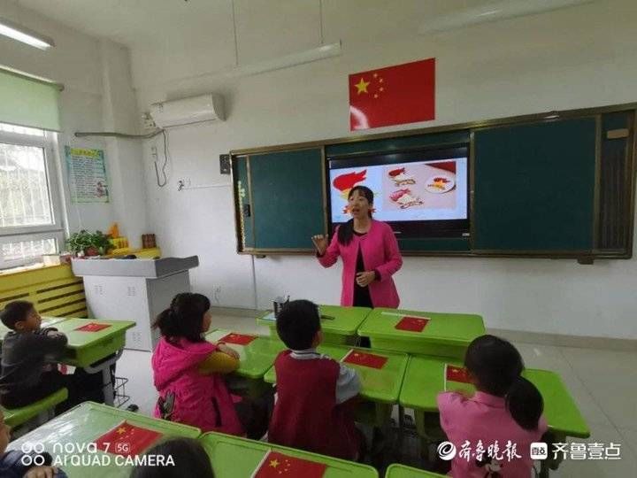 汇诚小学|童心追梦，入队争先——汇诚小学一年级“分批入队”进行时