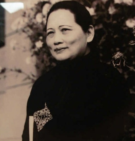 宋庆龄|宋庆龄晚年,为何向宋美龄讨取孙先生遗物?和闺蜜聊天时说出实情!