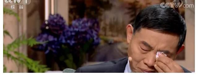 透明的红萝卜|《朗读者》第三季回归，一如既往地好看好哭