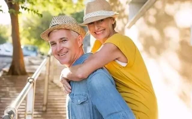 公认的“四大增寿习惯”和“四大折寿习惯”,你占哪一类比较多