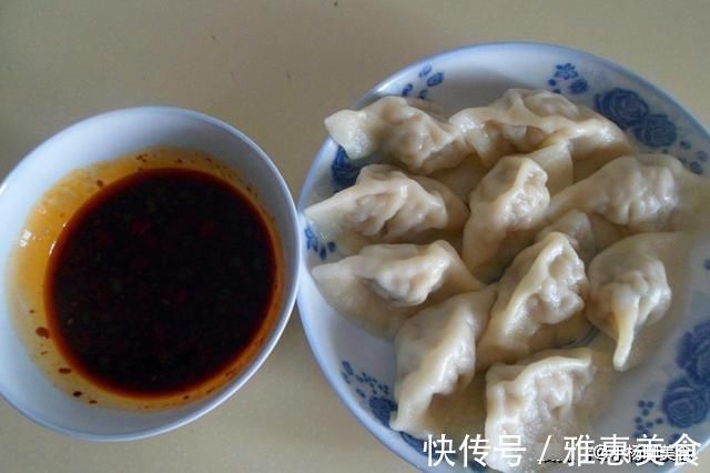 搅拌均匀|夏天，老公就馋这饺子，一个口一个，连吃40个，比三鲜的还好吃