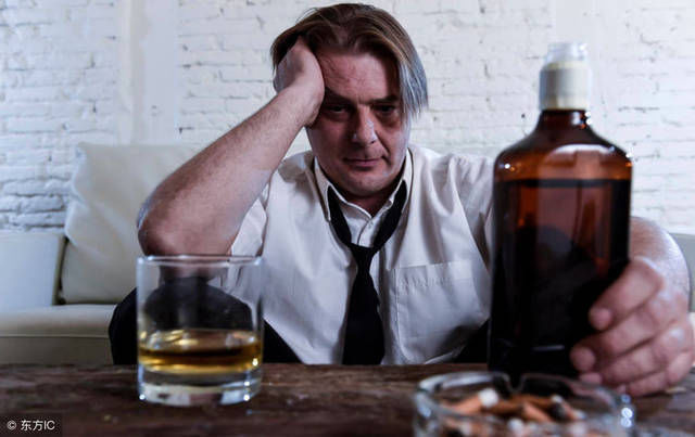 丈夫|母子二人先后查出胃癌，丈夫痛哭，很多人早餐爱吃