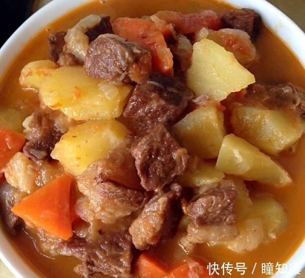 羊肉|美食推荐:干锅茶树菇、土豆炖牛肉、枣香肉、香菇炒羊肉丝的做法