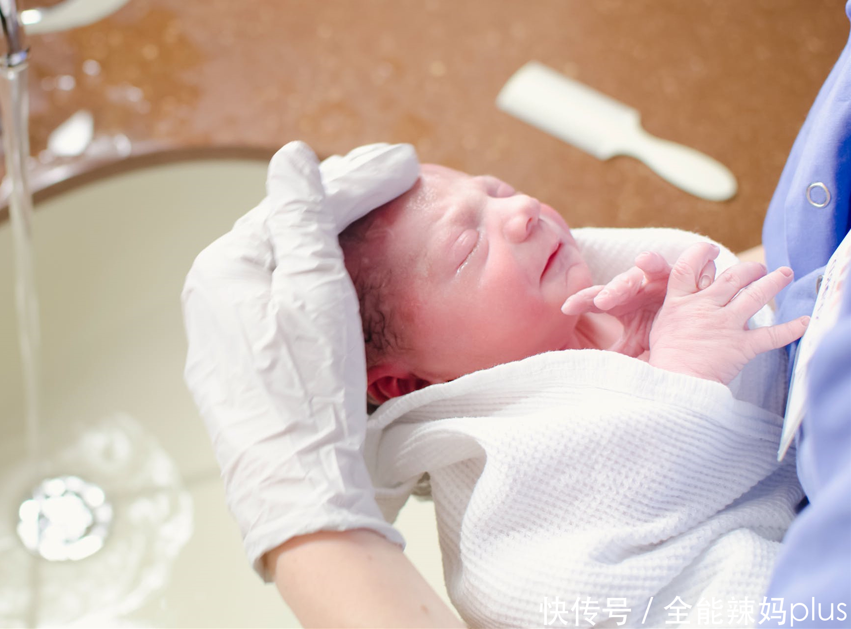 时间段|入冬给娃洗澡,爸妈最好避开这3个时间段,否则免疫力下降易生病