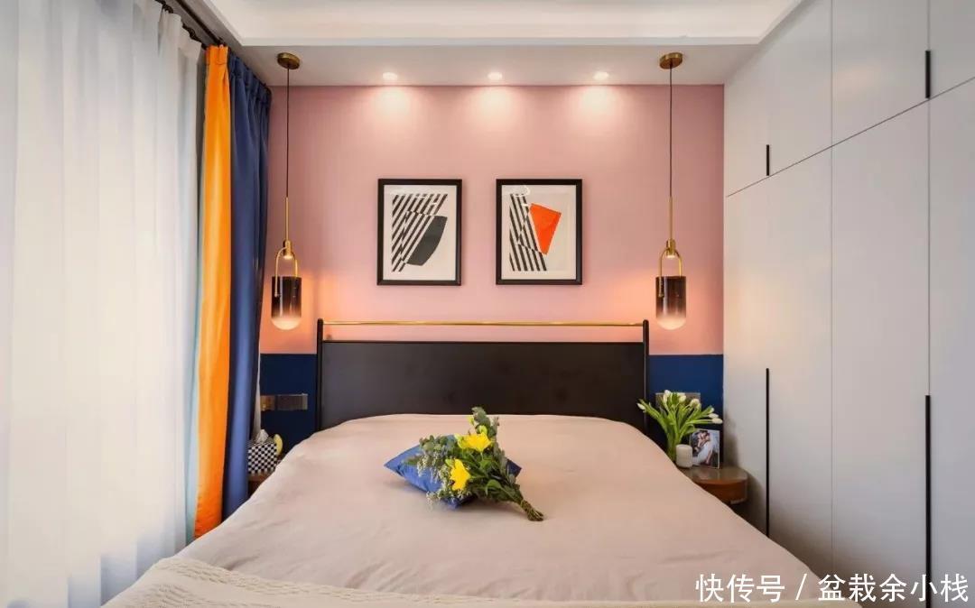视觉效果|小卧室这样布置设计,温馨又实用,再也不会显得杂乱拥挤了!