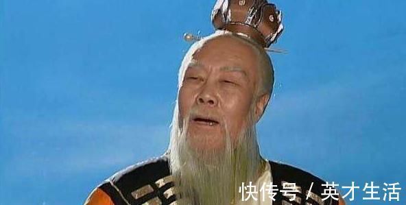 盘古#难怪太上老君能够为例三清之首,你看他师傅是谁?不是鸿钧老祖