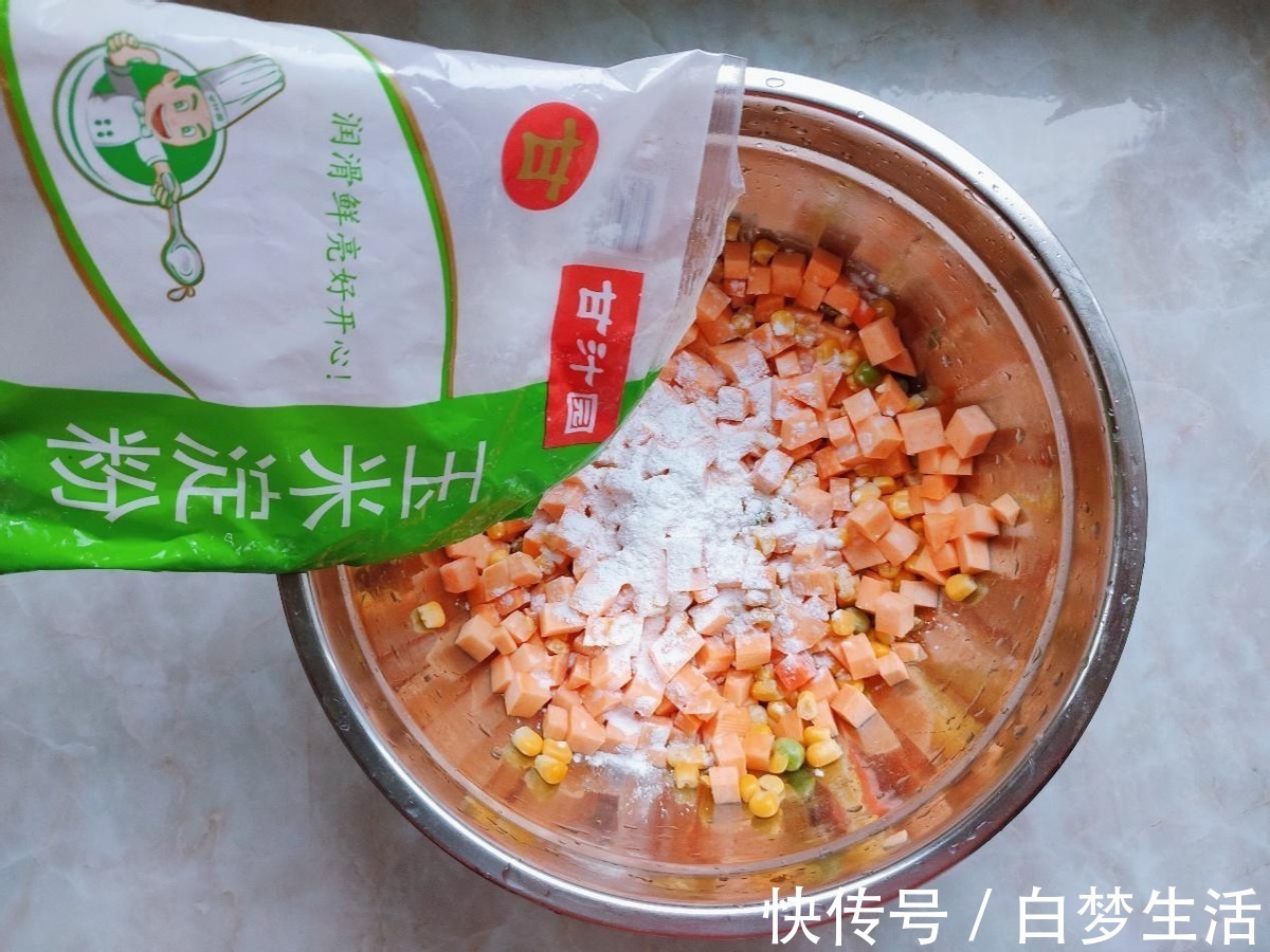 模具|红薯别总煮着吃,放入煎锅中烙一烙,外酥里嫩,太好吃了
