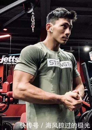 男模|越南小伙练出6块腹肌，还成了健身男模，果然肌肉才是最好的外衣