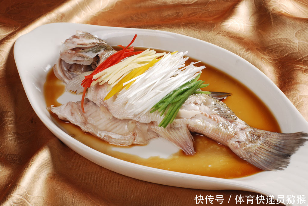 脑部|大脑最喜欢的5种食物,核桃仅排第4!孩子常吃,记忆力蹭蹭涨