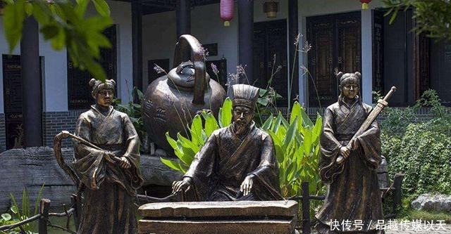 三国演义|诸葛亮的空城计,到底靠什么成功骗过了司马懿?书童是关键