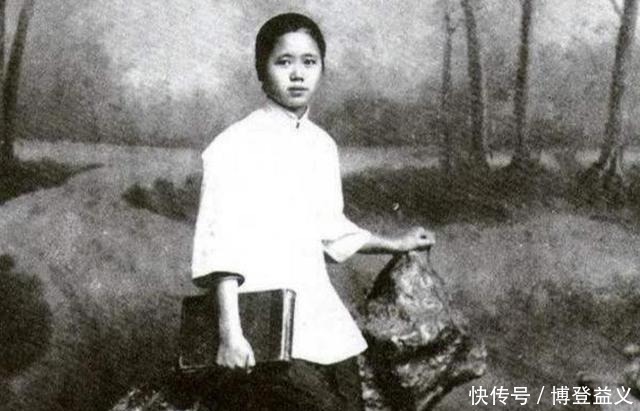 胡适&胡适悍妻：丈夫生前她拿刀保婚，丈夫死后她却用初恋照片为夫陪葬