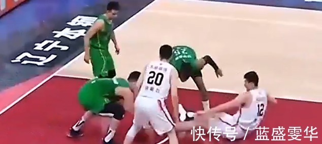 姚明|绊马索+踹人+垫脚!广东3大违体裁判全没吹,姚明CBA不该就此姑息!