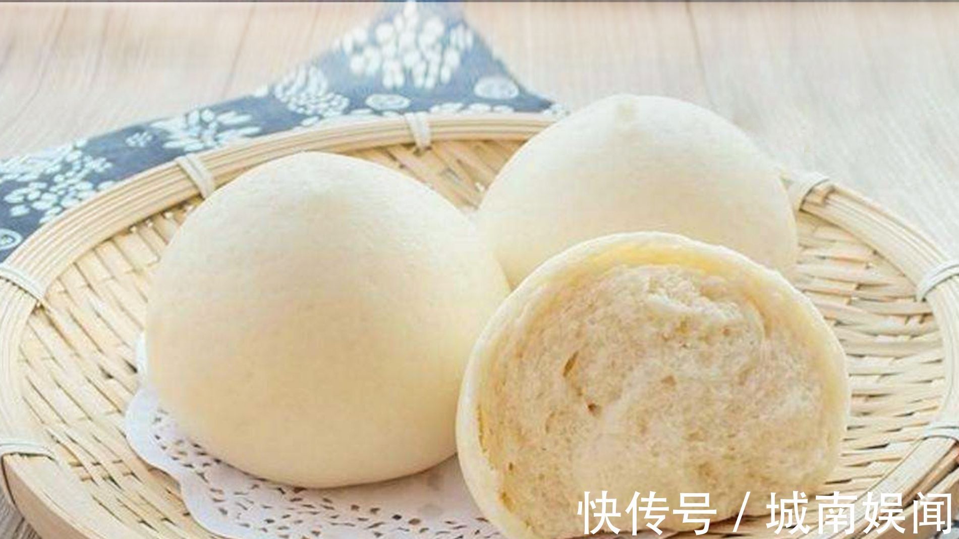 馒头|蒸馒头时,发面只加酵母就“废”了这么做18分钟发满盆,真香