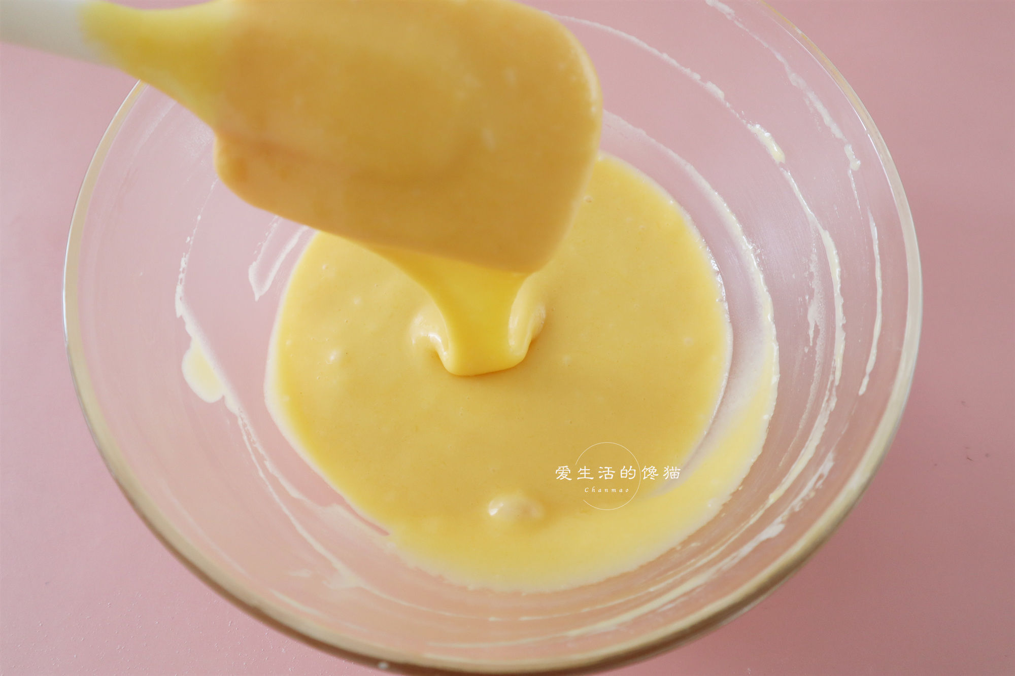 开裂|零失败的快手纸杯蛋糕，不开裂，不回缩，小白一次成功，快收藏！