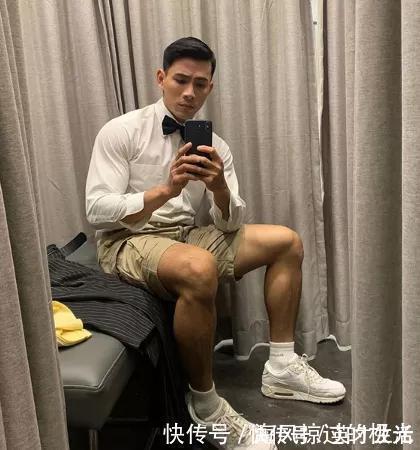 越南|越南小伙练出6块腹肌,还成了健身男模,果然肌肉才是最好的外衣