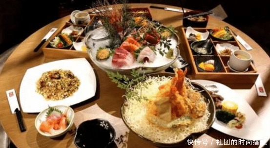 哑巴生煎|苏州的弄堂生煎味道也挺好,还有黄天源的鸡汤混沌,也还可以