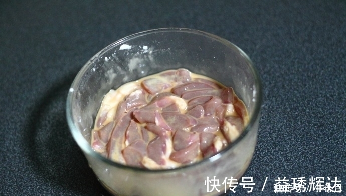 五分钟做一道快手菜,男人拿它当下酒菜,女人和孩子拿它当下饭菜