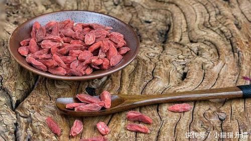 天生一对|黄芪和它天生一对,一起泡水喝,排毒降火,肝会对你感激涕零