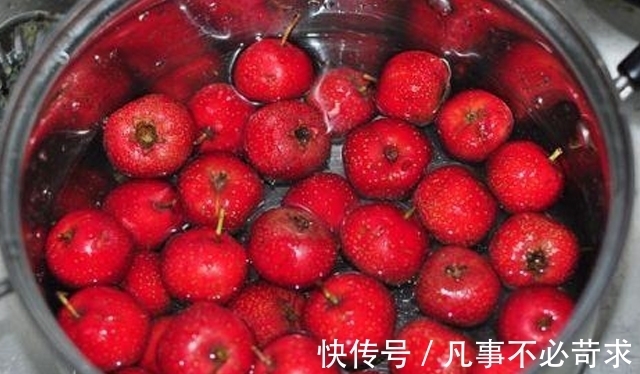 养护|子宫不错的女人,晨起可能常喝4种水,祛除寒气,有益于养护子宫