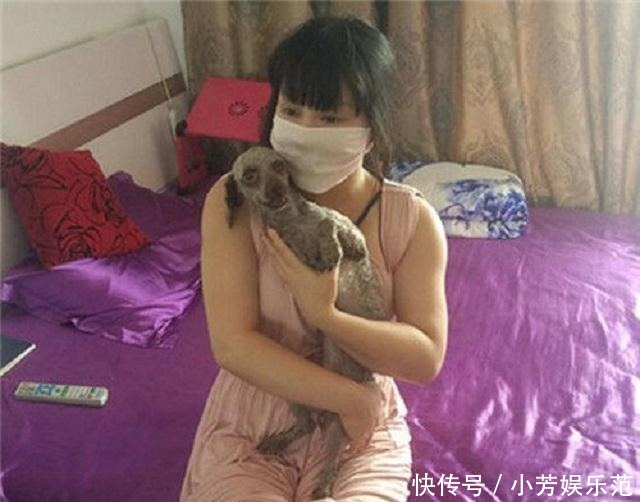 “粉红宝宝”为了美13年整形200多次，如今只能坐在轮椅上