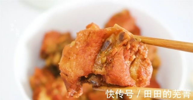 骨头|夏天吃肉，这个做法太省事了，丢进锅里不用管，时间一到满屋香！