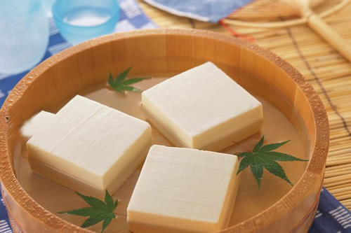 面膜|常吃能去皱的食物,不是牛奶,每天食用,皮肤饱满,人显年轻