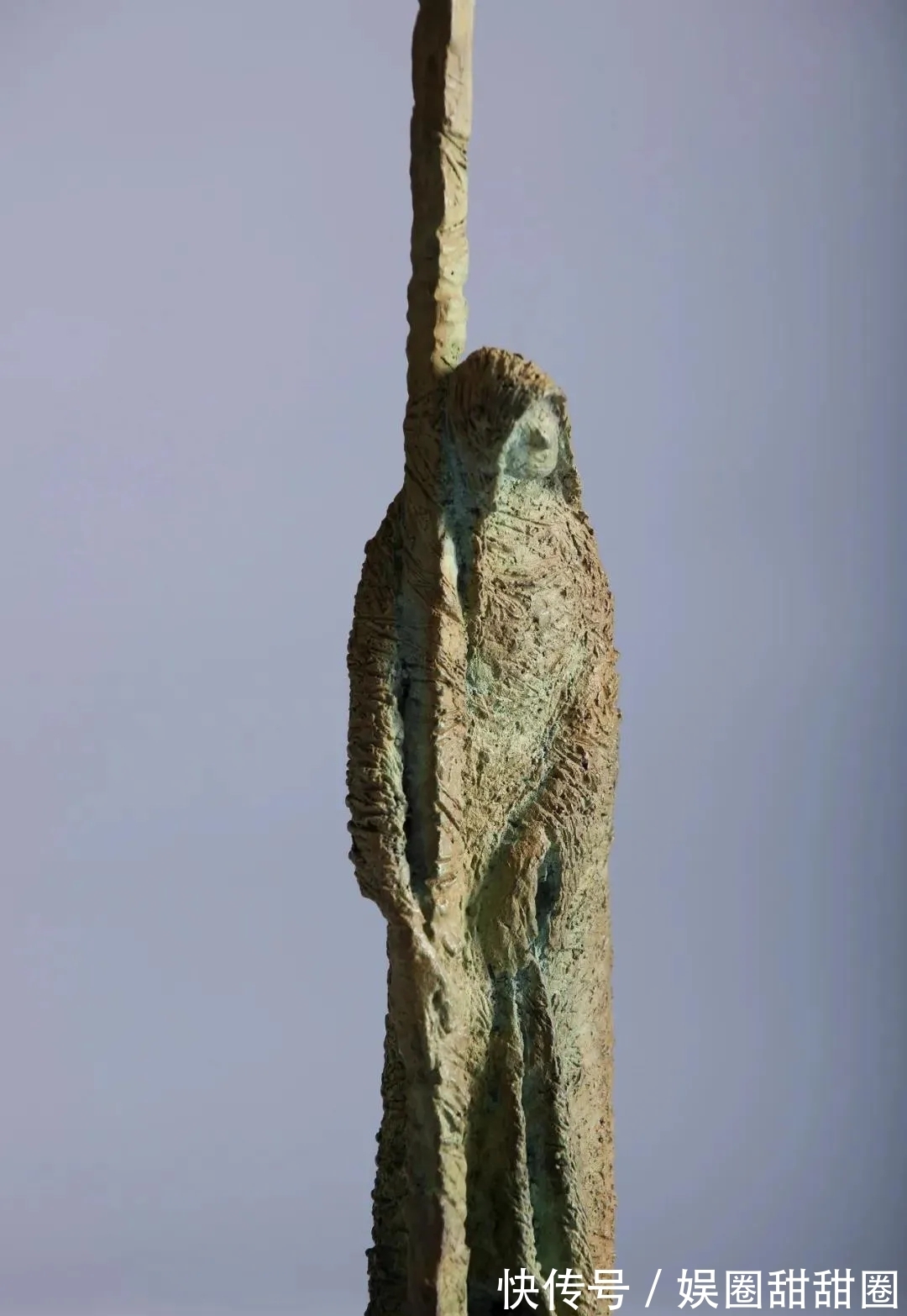 Quinn!Bob Quinn 和他的表现主义雕塑