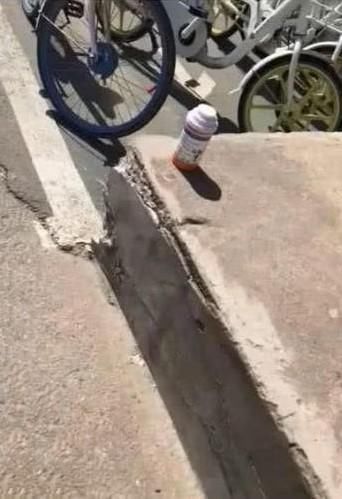 现实|“吃鸡”6张生活梗图，在现实中看见“空投”，差点没忍住跳车