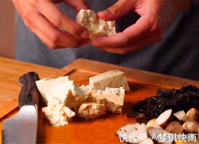 香菜|低脂番茄鸡蛋豆腐羹,健康减脂小套餐,吃得饱饱的减肥