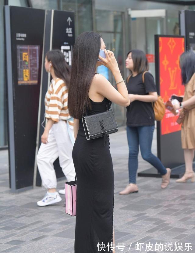 长裙|简约的连衣裙展现了女性的魅力氛围,美丽高雅舒适,多姿多彩