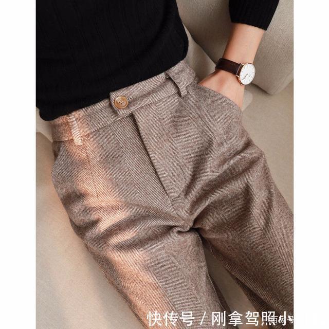 今年流行一种裤子叫“滑绒裤”高级显瘦,大气有型!