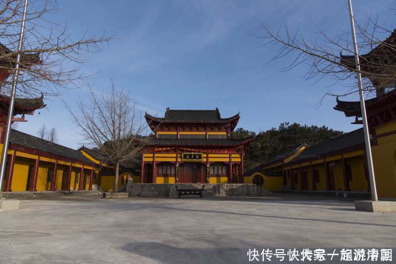 李心远|全国唯一供奉“济公”的寺庙，就在鸡公山，进庙不收费