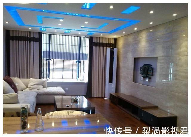 天花板|20W小县城三室二厅装修完毕，40平的大客厅和大露台，被吐槽像KTV