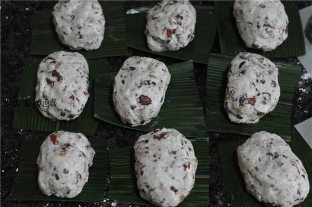  大家都蒸馒头，我却最爱它，不用发酵不揉面，香糯柔软真美味