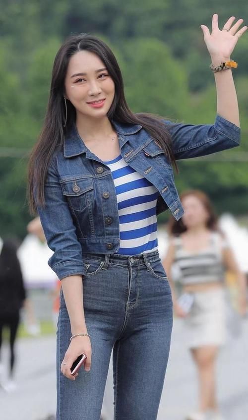 穿搭方式|牛仔款式的风格称得上独树一帜,不论是牛仔裤还是牛仔夹克