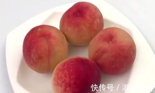 妙招|吃了30年桃子才知道，往水中加点它，让桃毛自动掉下来