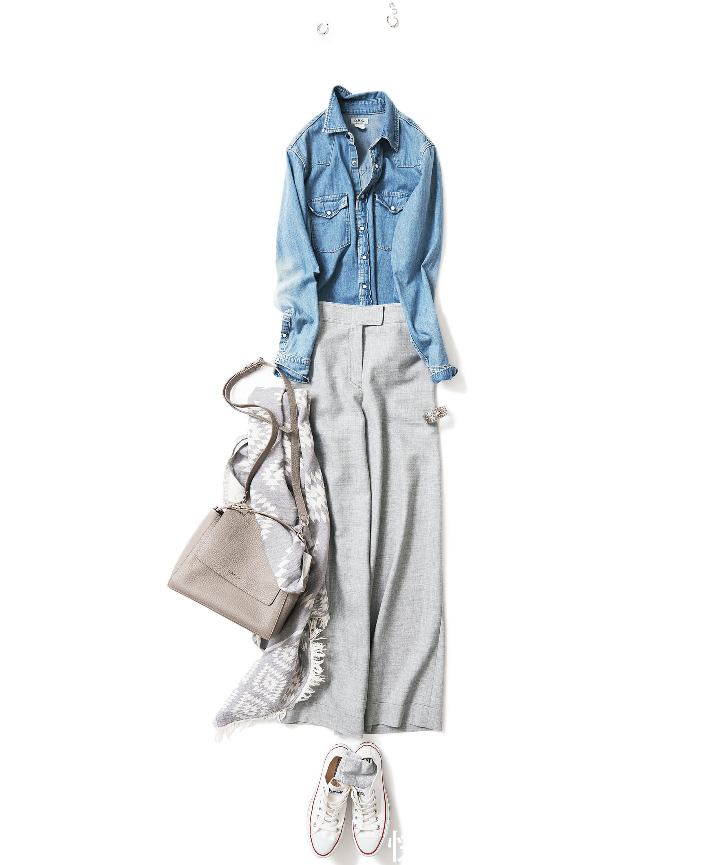 针织衫 春天穿衬衫时,请这样搭!4种高级“穿搭配色”方案,每套都完美