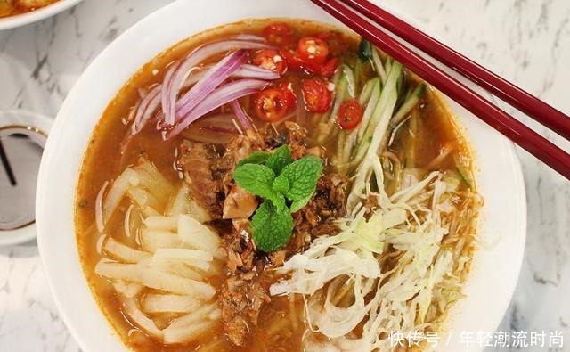 中国|在英国人眼里这5道菜是“顶尖美食”,中国有1道上榜,你猜是啥