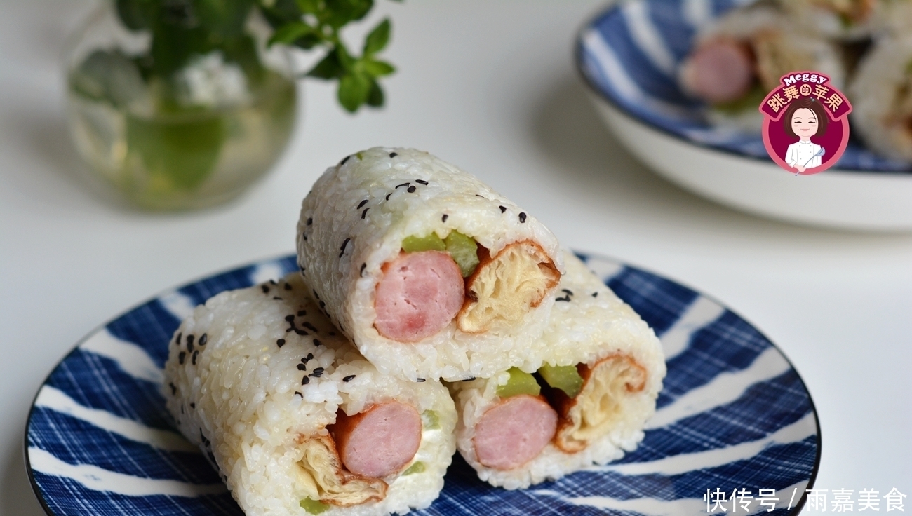  剩油条新做法，入锅搅一搅，喷香扑鼻开胃，老公儿子都说没吃够